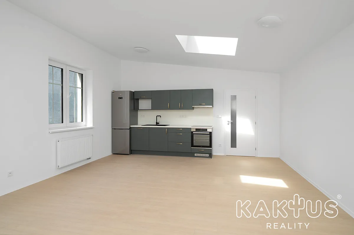 Pronájem bytu 2+kk 72 m²